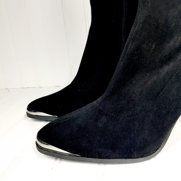 Forever 21 Faux Suede Metal-Toe Booties E311 - Picture 5 of 14